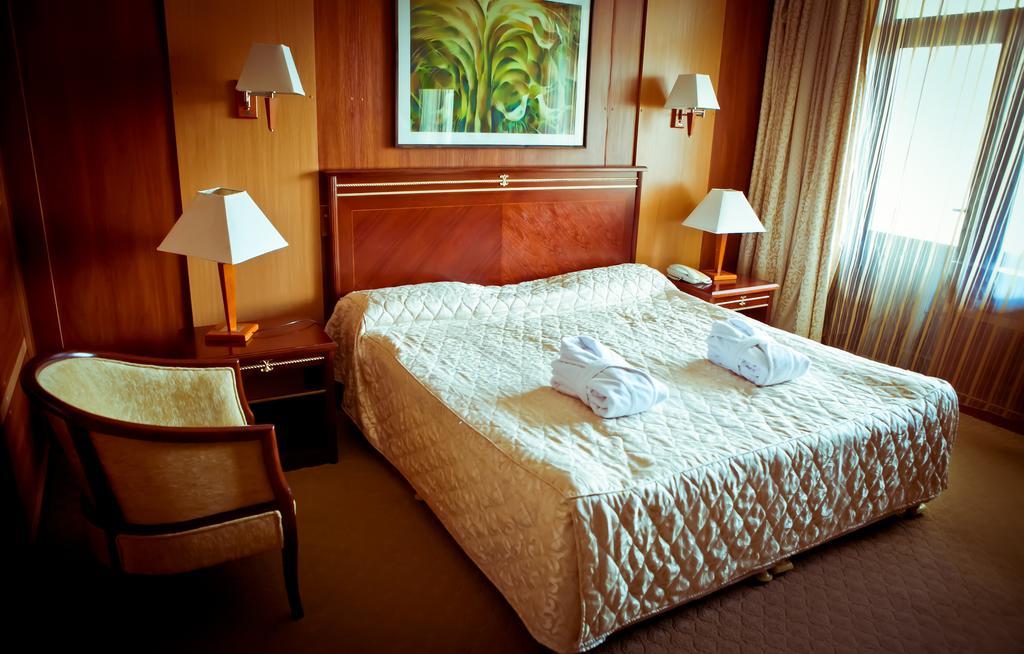 Astana Park Hotel Room photo